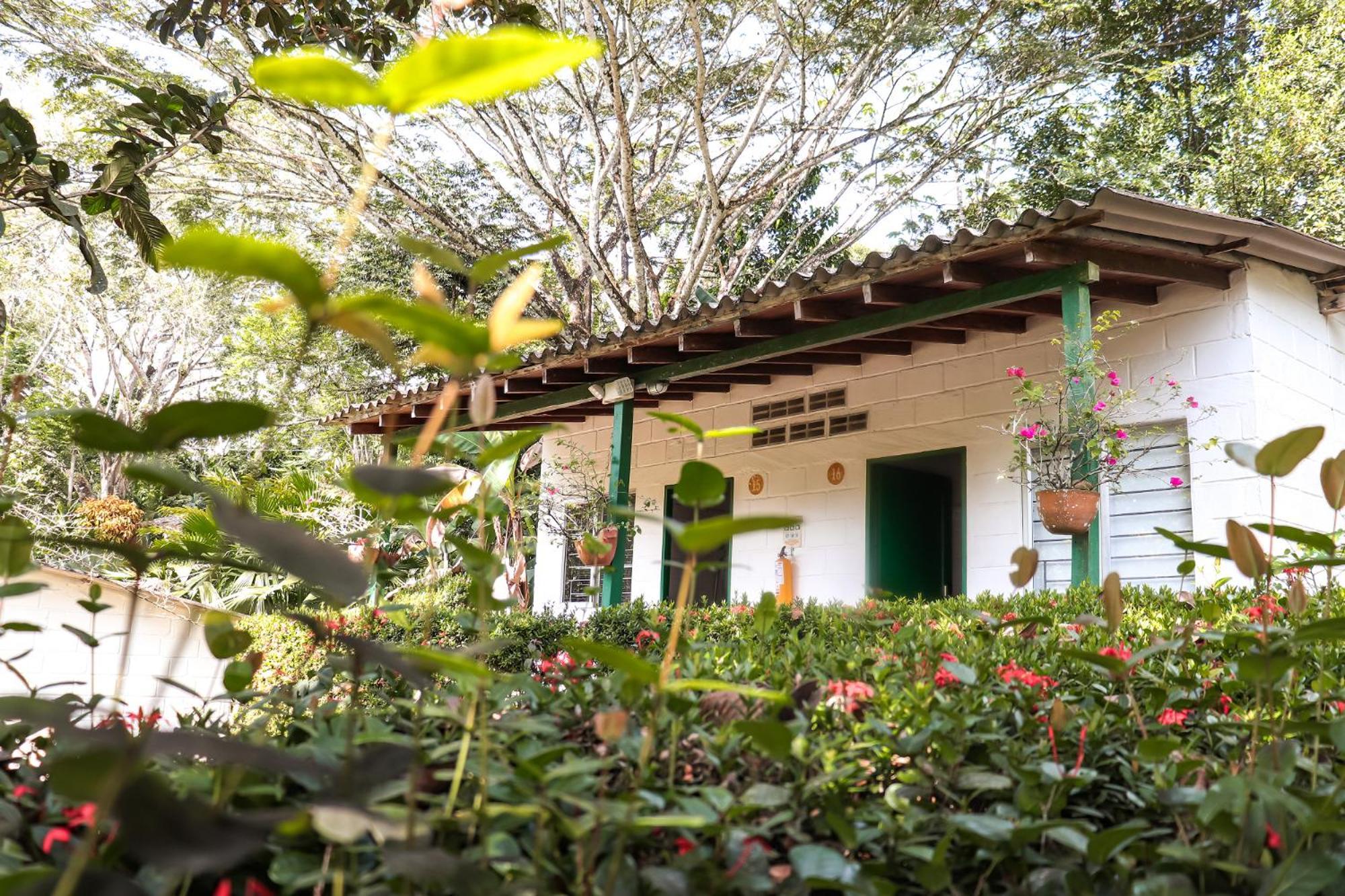 Los Colores Ecoparque Doradal Esterno foto